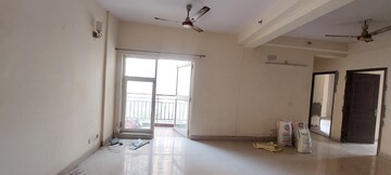Room in 3 BHK Apartment at Gardenia Golf City, Sector 75 – for Rent