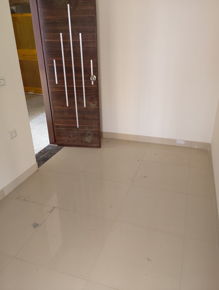 Room, pareena-the-elite-residences 3 Bedroom 1970 Sq.Ft. Apartment In Sector 99 Gurgaon 7986147