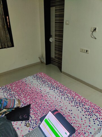 Bedroom in 1 BHK Apartment at Kalpak Estate, Wadala – for Rent