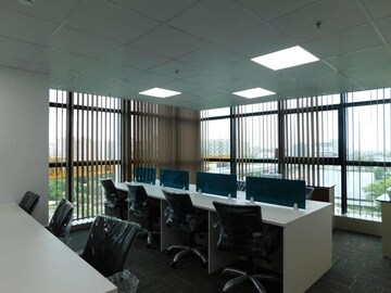  Office Space For Rent in Lig Colony