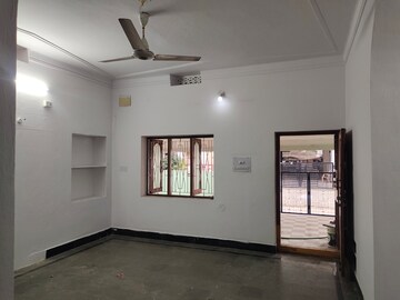 Room in 3 BHK Independent House at Old Alwal – for Rent