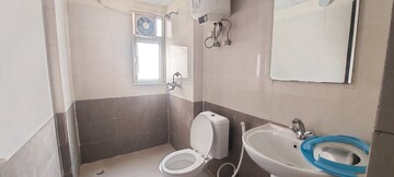 Bathroom in 3 BHK Apartment at Gardenia Golf City, Sector 75 – for Rent