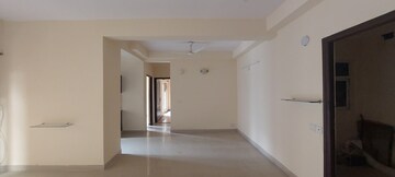 Room in 3 BHK Apartment at Gardenia Golf City, Sector 75 – for Rent