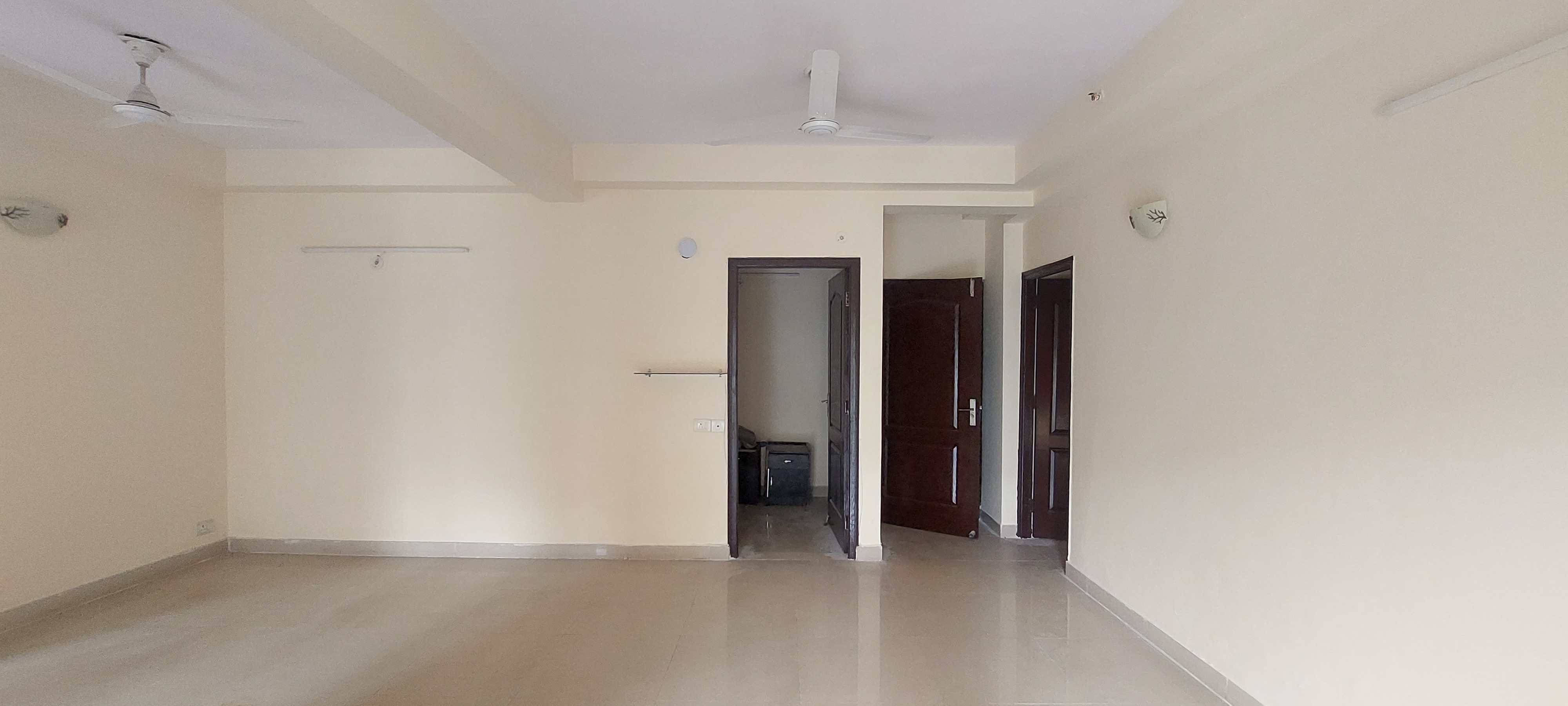 3 BHK + Servant Room,Extra Room Apartment For Sale in Gardenia Golf City
