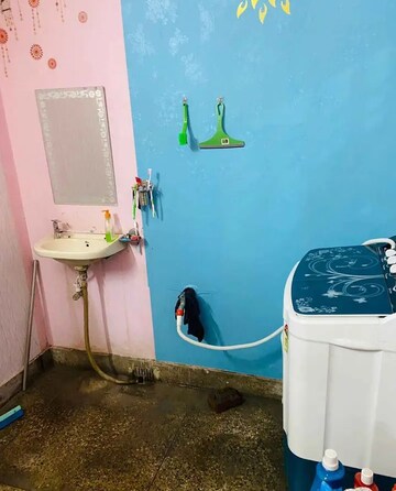 Bathroom in 1 BHK Villa at Aliganj – for Rent
