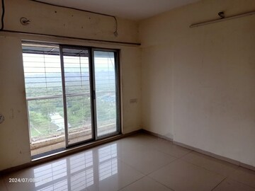 2 BHK Apartment For Rent in Gaurav Valley, Mira Road
