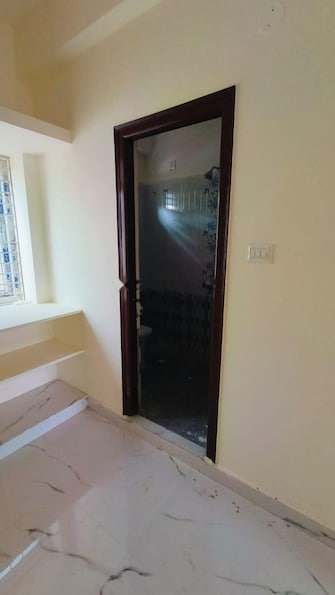 2 BHK Apartment For Rent in Brundavanam Residency Puppalaguda Hyderabad  7986370