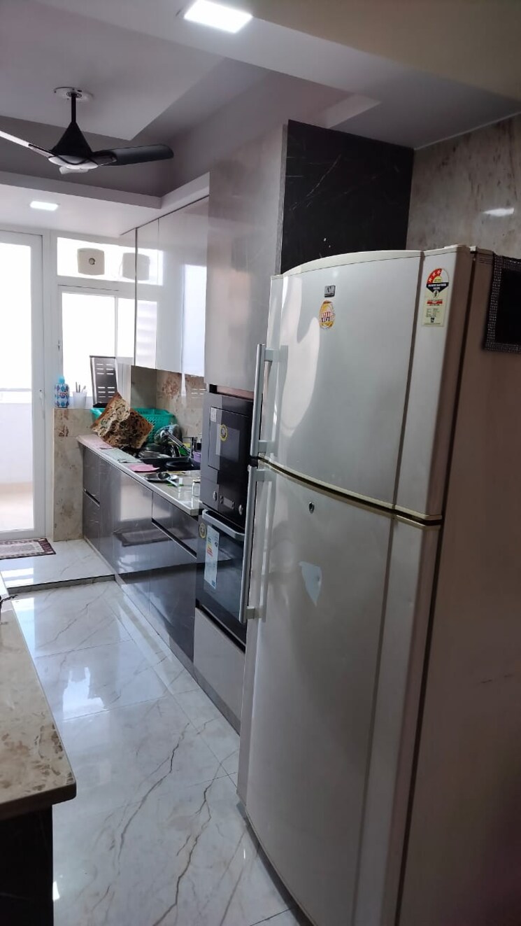 Kitchen, emaar-imperial-gardens 3 Bedroom 2000 Sq.Ft. Apartment In Sector 102 Gurgaon 7986385