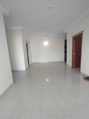 Room in 2 BHK Apartment at Prestige Park Square, Bannerghatta Road – for Rent