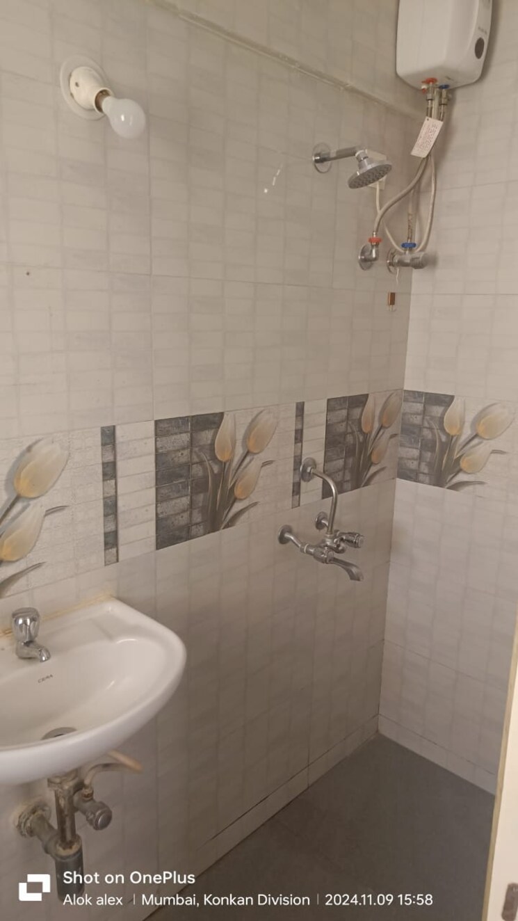 Bathroom, lok-bharti 1 Bedroom 525 Sq.Ft. Apartment In Marol Mumbai 7986395