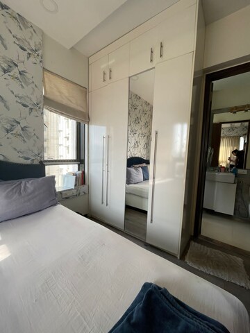 Room in 2 BHK Apartment at The Wadhwa Atmosphere, Mulund West – for Rent