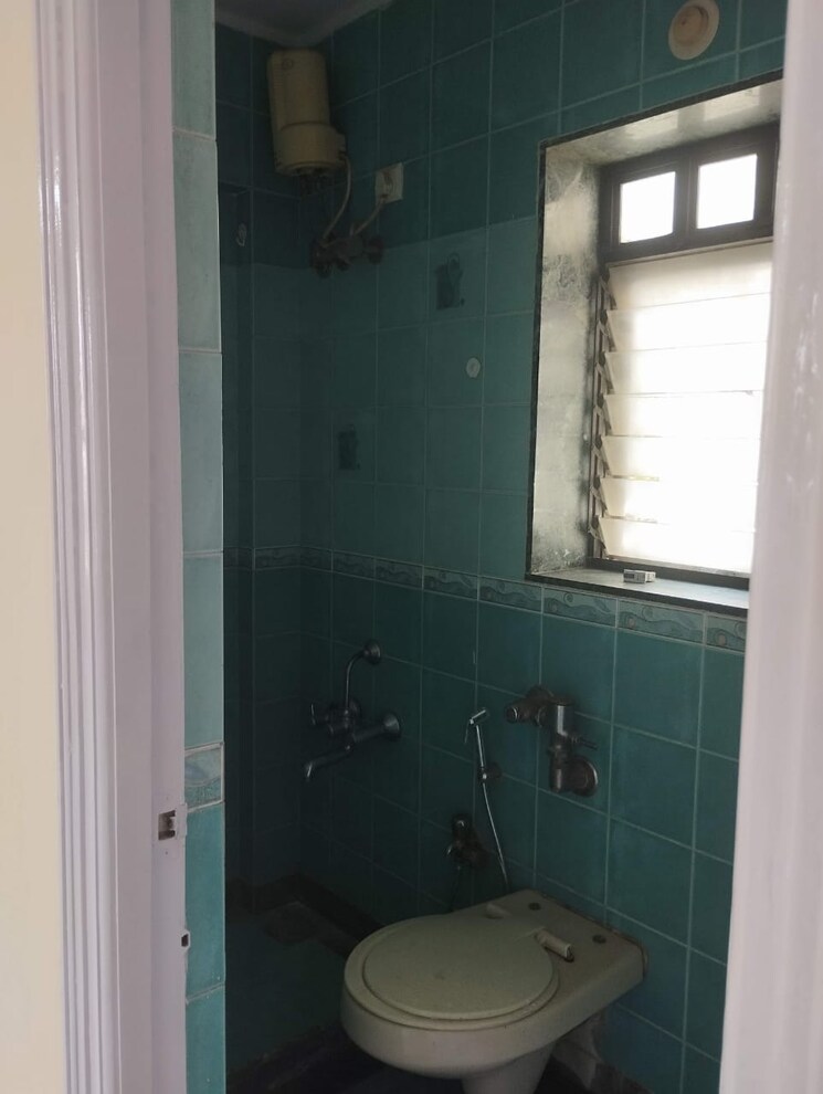 Bathroom, snehsagar-chs 1 Bedroom 585 Sq.Ft. Apartment In Marol Mumbai 7986424