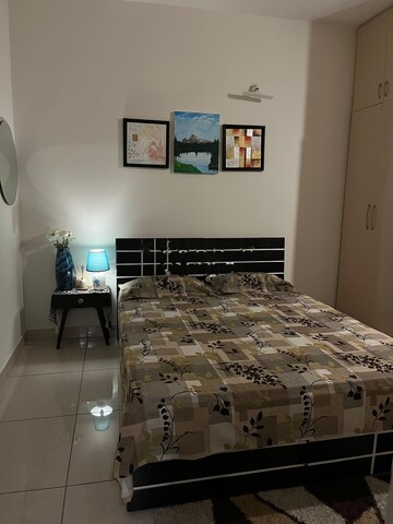 Room in 3 BHK Apartment at Prestige Song Of The South, Yelenahalli – for Rent