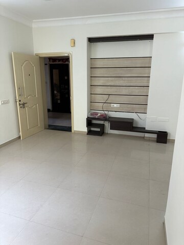 Room in 2 BHK Apartment at Anand Nagar – for Sale
