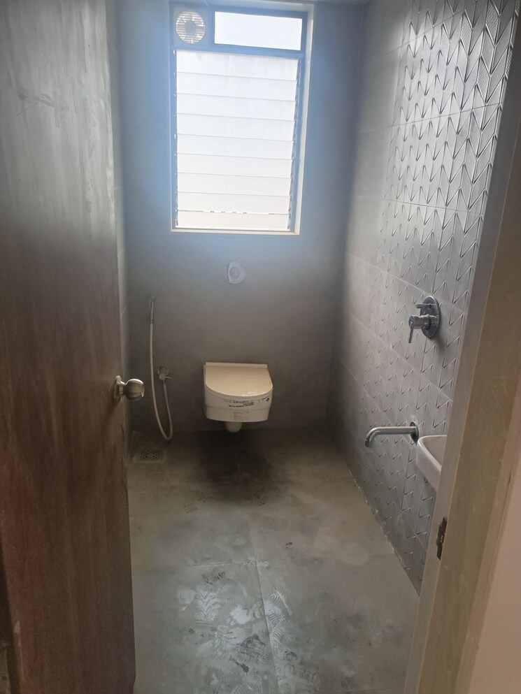 Attached Bathroom, bhagwat-sadhan 2 Bedroom 750 Sq.Ft. Apartment In Matunga Mumbai 7986541