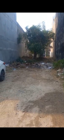 Plot For Sale in Shastri Nagar