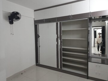 Room in 2 BHK Apartment at Shriram Liberty Square, Electronic City Phase ii – for Rent