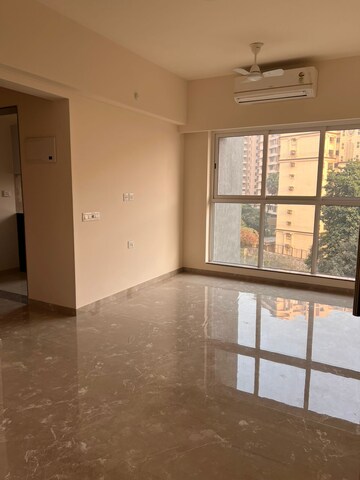 Room in 2 BHK Apartment at Godrej Urban Park, Chandivali – for Rent