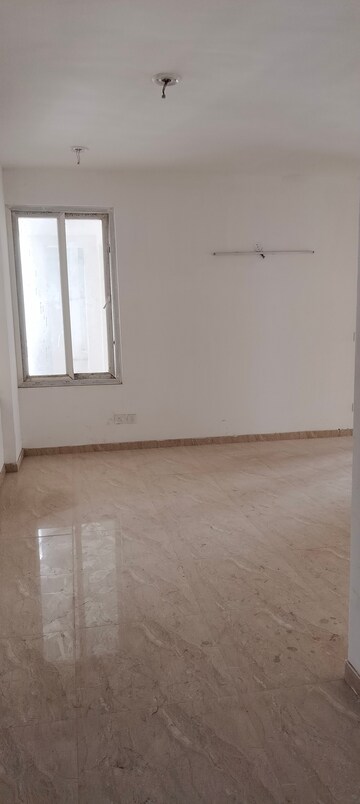Room in 2 BHK Builder Floor at Bptp Park Floors ii, Sector 76 – for Sale