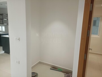 Room in 3 BHK Apartment at INDIS Viva City, Kondapur – for Rent