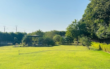 Plot For Sale in Sector 15 ii