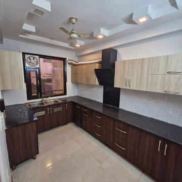 Kitchen in 6+ BHK Independent House at Sector 47 – for Sale