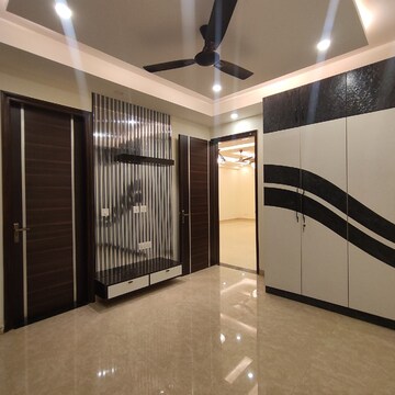 Kitchen in 3 BHK Apartment at BPTP Floors, Sector 70 – for Rent