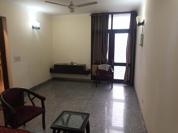 Living Room in 2 BHK Builder Floor at South Extension ii – for Rent