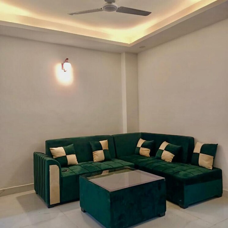 Living Room, paryavaran complex 1 Bedroom 500 Sq.Ft. Builder Floor In Paryavaran Complex Delhi 7987651