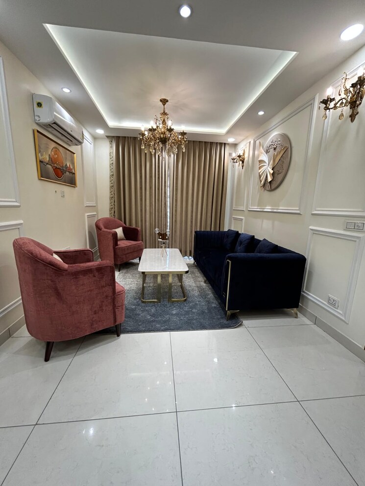 Living Room, roseate-homes 3 Bedroom 209 Sq.Yd. Builder Floor In Ghazipur Zirakpur 7987620