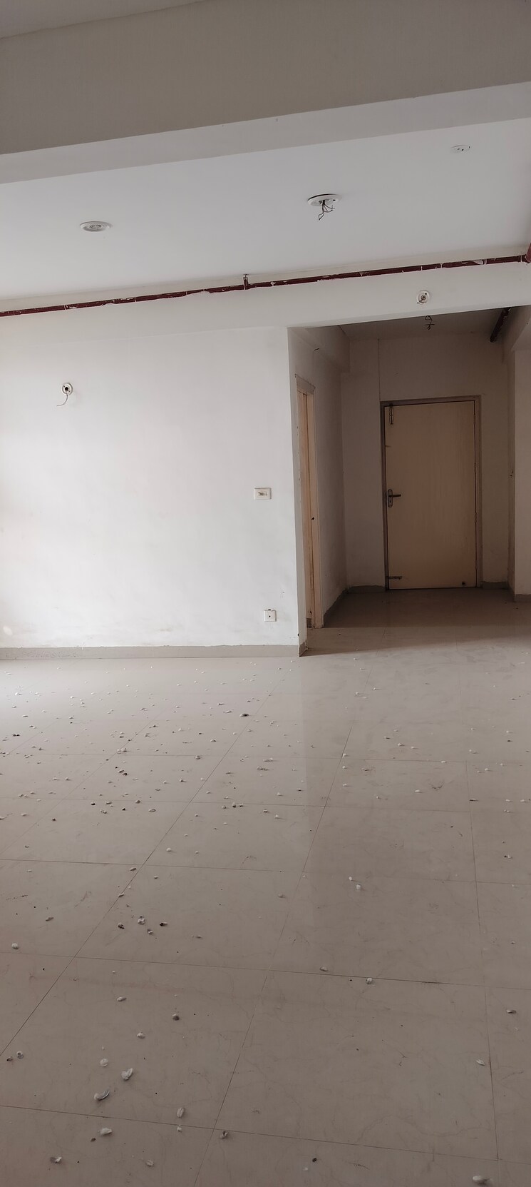 Room, bptp-the-resort 3 Bedroom 1766 Sq.Ft. Apartment In Sector 75 Faridabad 7987666