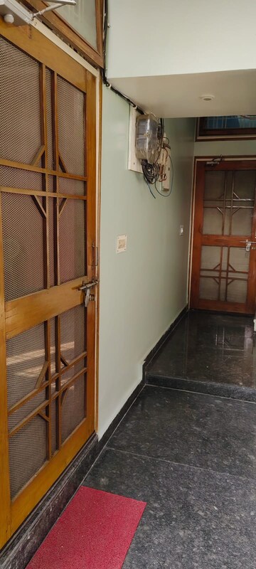 Staircase in 2 BHK Independent House at Gomti Nagar – for Rent