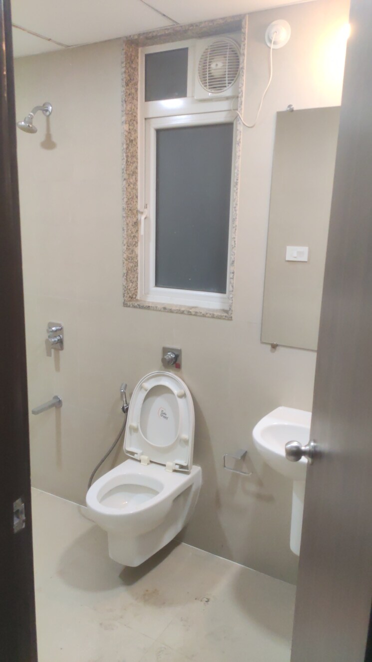 Bathroom, runwal-forests 2 Bedroom 771 Sq.Ft. Apartment In Kanjurmarg West Mumbai 7987839
