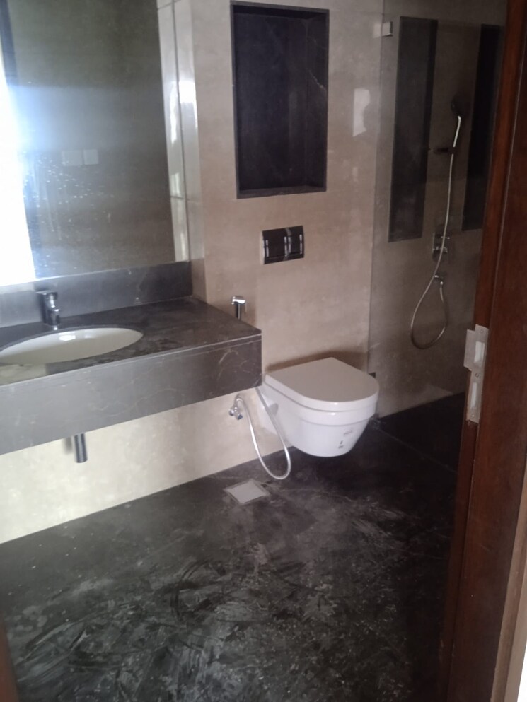 Bathroom, lokhandwala-minerva-mahalaxmi 3 Bedroom 1300 Sq.Ft. Apartment In Mahalaxmi Mumbai 7987899