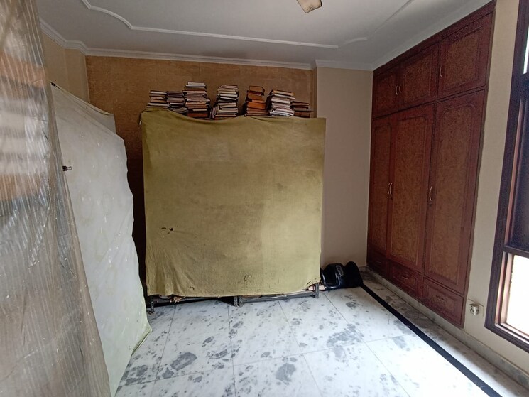 Bedroom, east of kailash 3 Bedroom 1300 Sq.Ft. Builder Floor In East Of Kailash Delhi 7987913