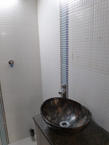 Bathroom in 1 BHK Apartment at Dadar West – for Rent