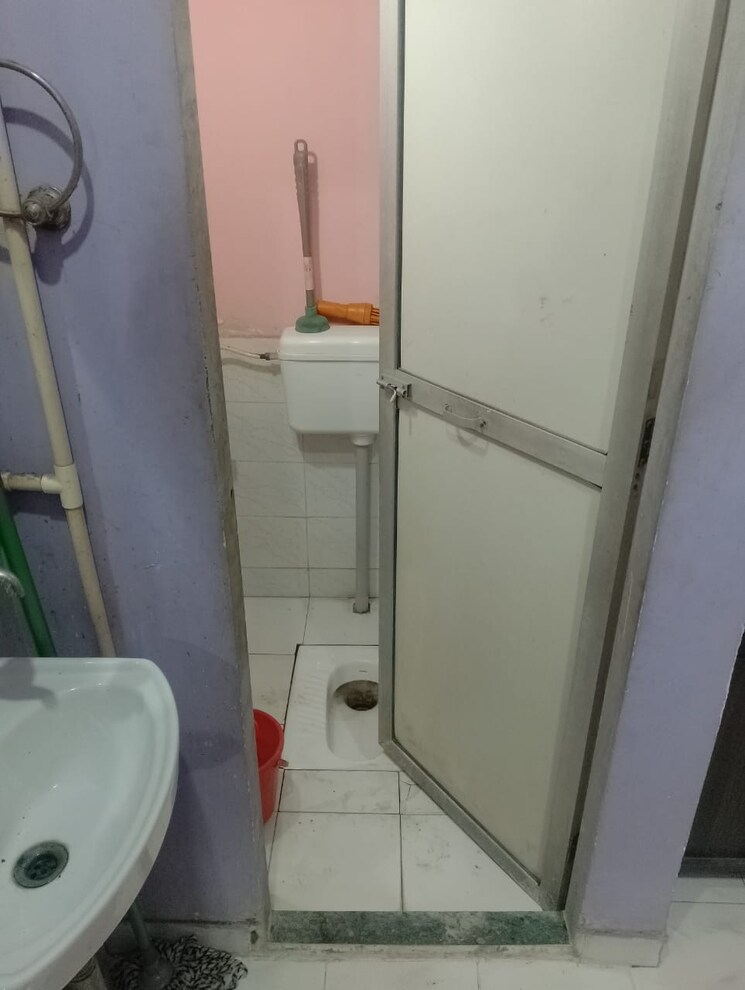 Bathroom, kanakia-apartment 1 Bedroom 269 Sq.Ft. Apartment In Andheri East Mumbai 7988137