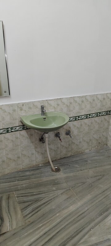 Bathroom in 2 BHK Independent House at Gomti Nagar – for Rent