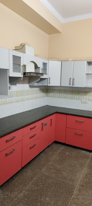 Kitchen in 2 BHK Independent House at Gomti Nagar – for Rent