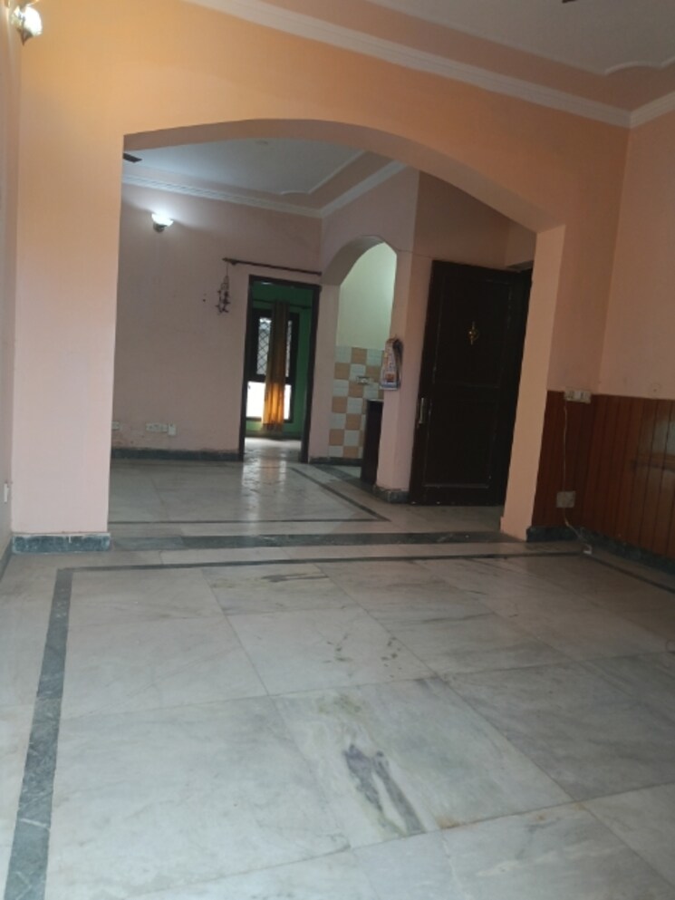 Room, uppal-southend 3 Bedroom 1400 Sq.Ft. Builder Floor In Sector 49 Gurgaon 7988440