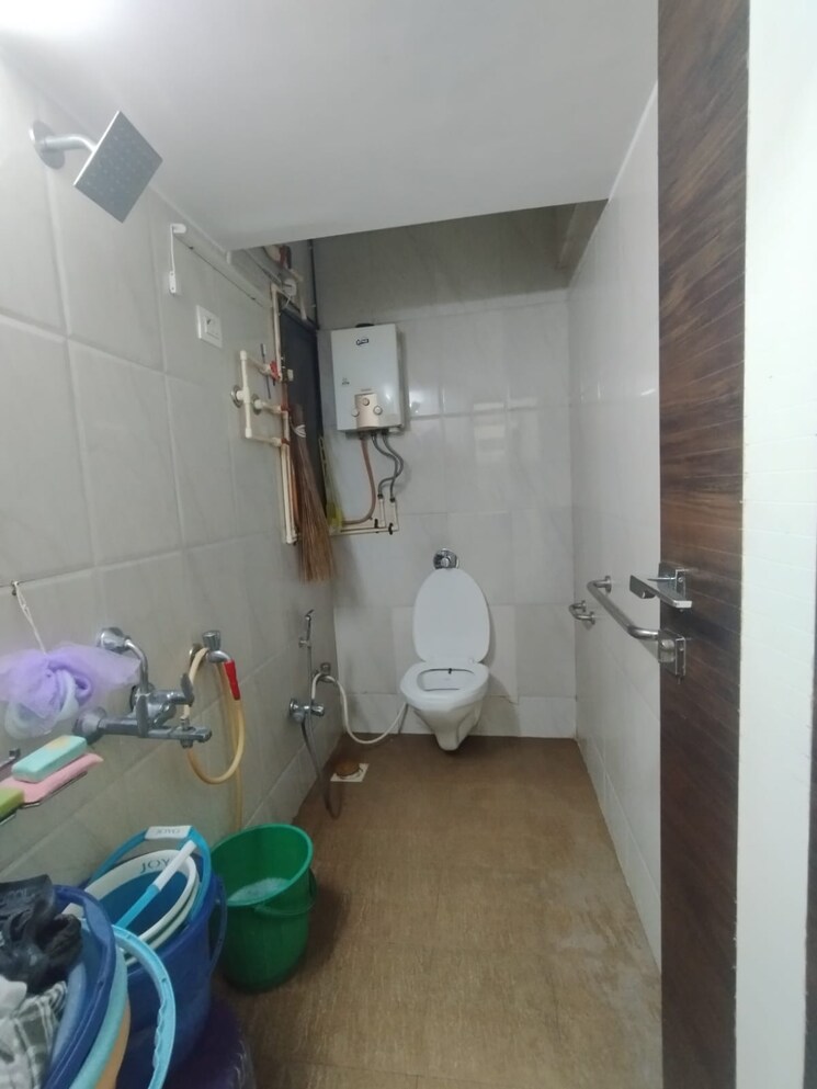 Bathroom, shree-ganraj-heights 3 Bedroom 865 Sq.Ft. Apartment In Thakurli Thane 7988457