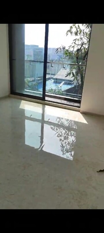 Bedroom in 3 BHK Apartment at Juhu – for Rent