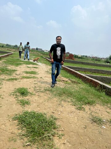  Plot For Sale in Jewar