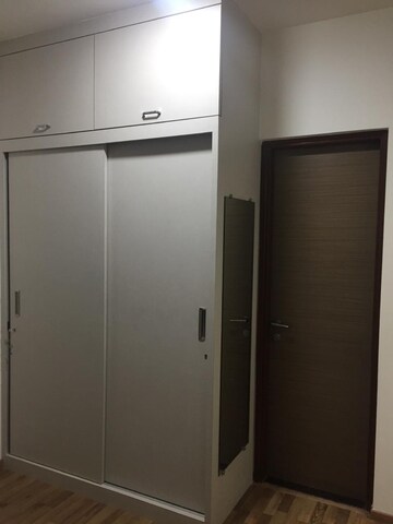 Room in 2 BHK Apartment at The Wadhwa The Address, Ghatkopar West – for Rent