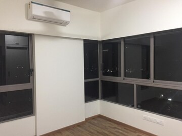 Room in 2 BHK Apartment at The Wadhwa The Address, Ghatkopar West – for Rent