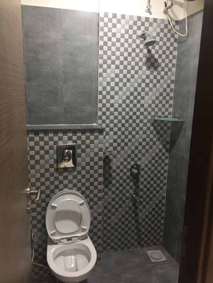 Bathroom, the-wadhwa-the-address 2 Bedroom 1046 Sq.Ft. Apartment In Ghatkopar West Mumbai 7988773