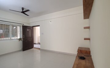 2 BHK Builder Floor For Rent in Nalasopara East