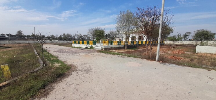Exterior View, jewar  331 Sq.Yd. Plot In Jewar Greater Noida 7988921