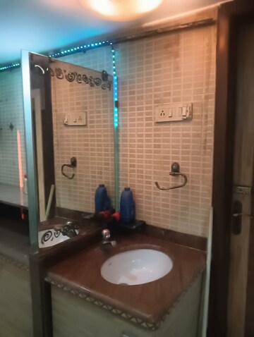 Bathroom in 3 BHK Apartment at Regency Estate, Dombivli East – for Sale