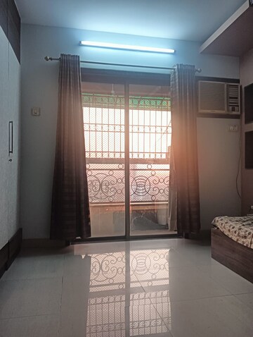 Living Room in 3 BHK Apartment at Regency Estate, Dombivli East – for Sale